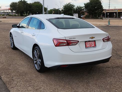 Used 2023 Chevrolet Malibu LT image 2