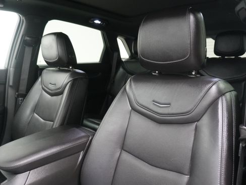 Used 2020 Cadillac XT5 Premium Luxury FWD image 11