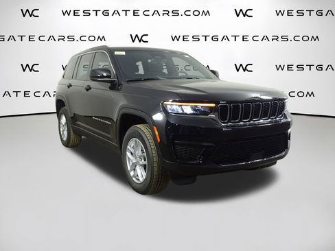 New 2025 Jeep Grand Cherokee Laredo X image 2