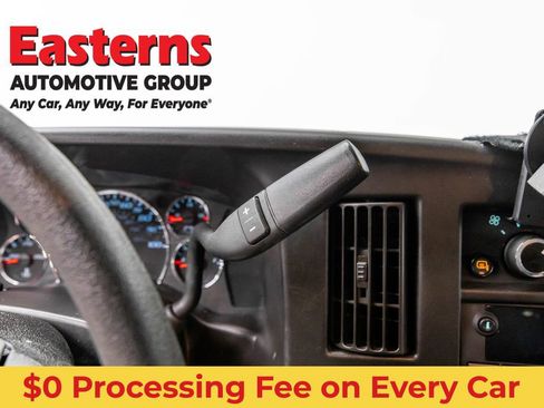 Used 2021 Chevrolet Express 2500 RWD image 12