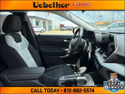 Used 2026 Chevrolet Trax LS FWD image 2