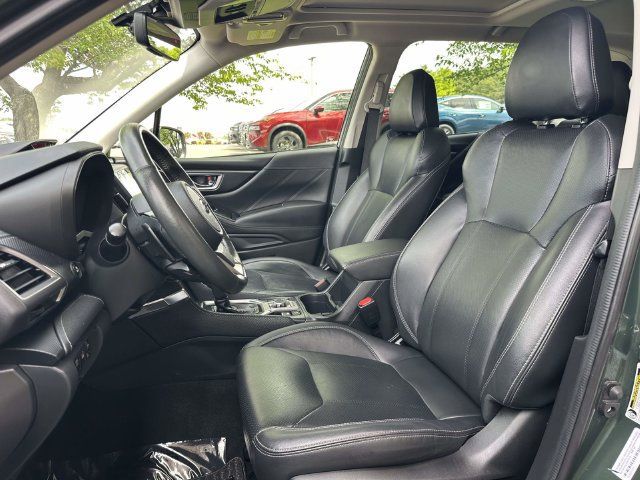 Used 2023 Subaru Forester Touring AWD/4WD image 17