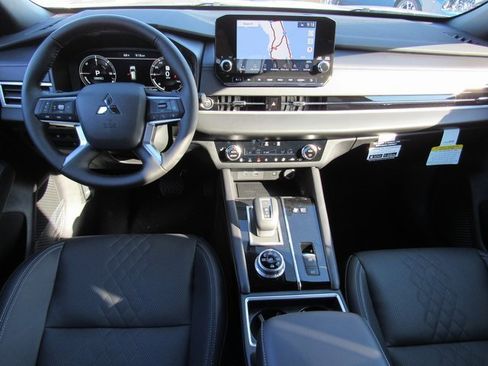 New 2025 Mitsubishi Outlander SEL Black Edition image 9