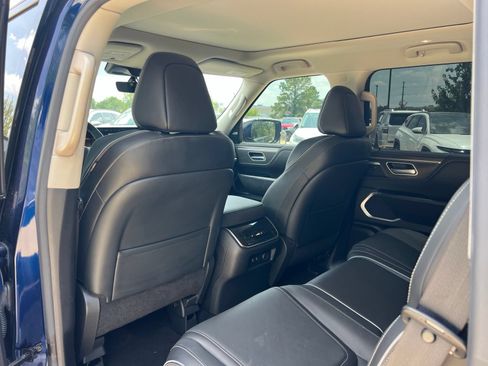 Used 2025 INFINITI QX80 Luxe RWD image 19