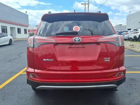 Used 2017 Toyota RAV4 XLE AWD/4WD image 21