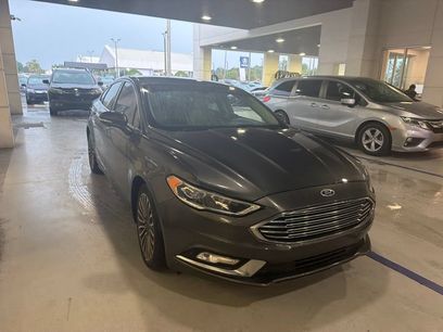 Used 2017 Ford Fusion SE w/ Fusion SE Technology Package