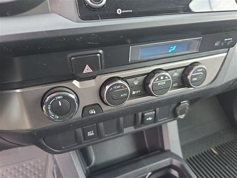 Used 2023 Toyota Tacoma SR image 21