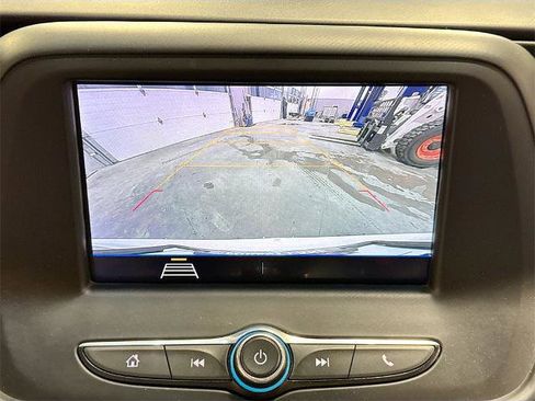 Used 2020 Chevrolet Camaro LT image 11