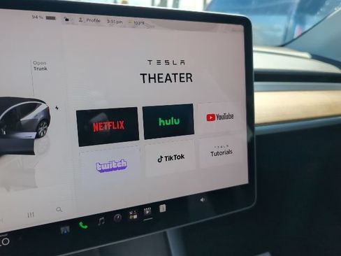 Used 2024 Tesla Model Y Long Range AWD/4WD image 16
