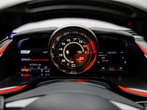 Used 2018 Ferrari 812 Superfast image 82