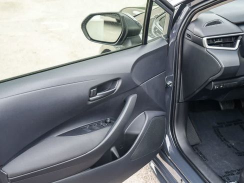 Used 2024 Toyota Corolla LE FWD image 25