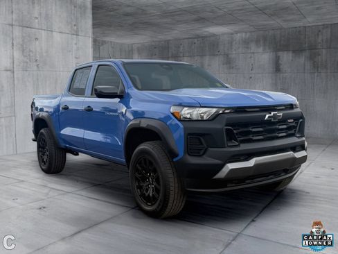 Certified 2025 Chevrolet Colorado Trail Boss AWD/4WD image 8