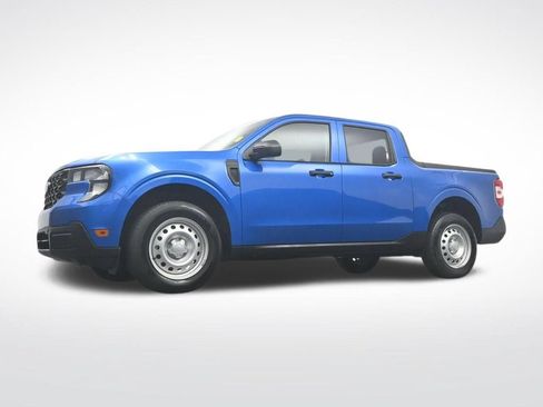 Used 2025 Ford Maverick XL w/ Equipment Group 102A AWD/4WD image 35