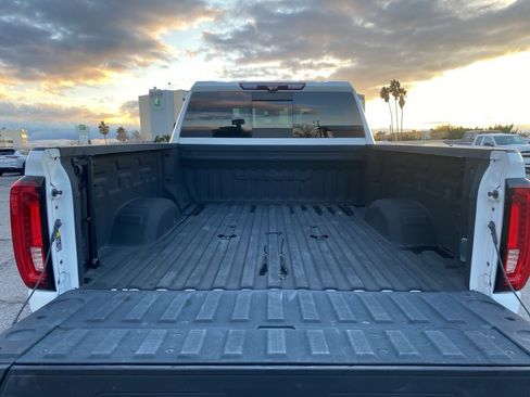 Used 2020 GMC Sierra 2500 Denali w/ Denali Ultimate Package image 13