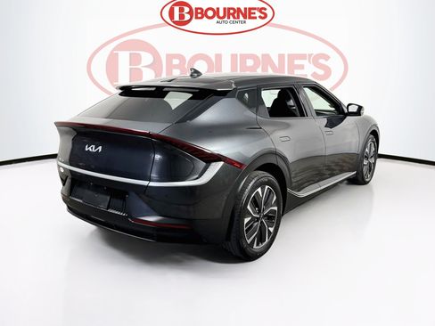 Used 2024 Kia EV6 Light AWD/4WD image 10