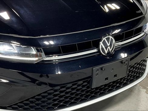 Used 2025 Volkswagen Jetta SE image 36