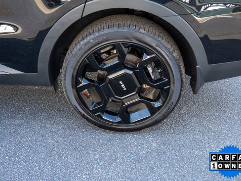 Used 2024 Kia Sorento SX Prestige w/ Olive Brown Leather Package image 9