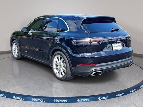 Used 2022 Porsche Cayenne AWD/4WD image 8