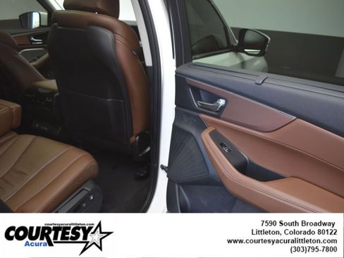 Certified 2023 Acura MDX SH-AWD w/ Technology Package image 28