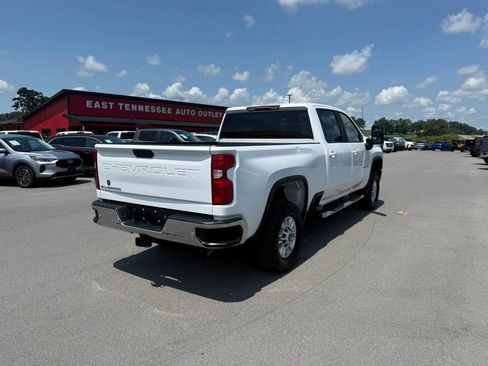 Used 2021 Chevrolet Silverado 2500 LT w/ Z71 Off-Road Package AWD/4WD image 4