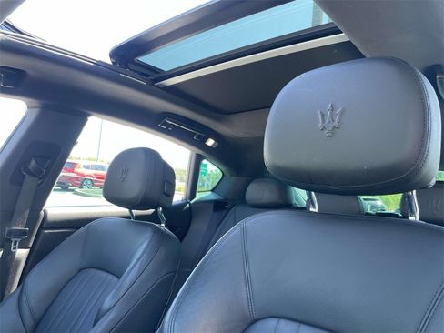 Used 2023 Maserati Levante Modena image 20