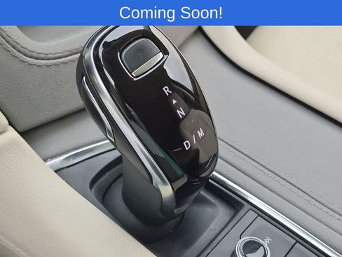 Used 2024 Cadillac XT5 Premium Luxury w/ LPO, Floor Liner Package AWD/4WD image 32
