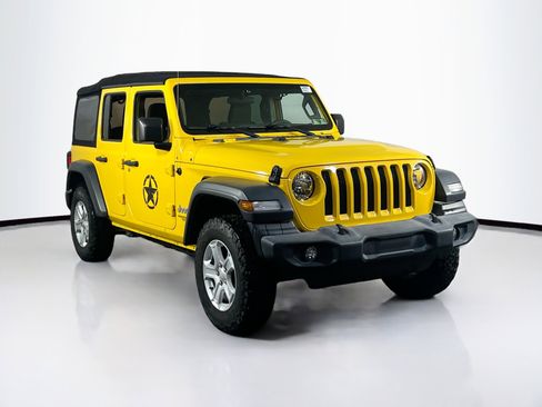 Used 2018 Jeep Wrangler Unlimited Sport S image 3