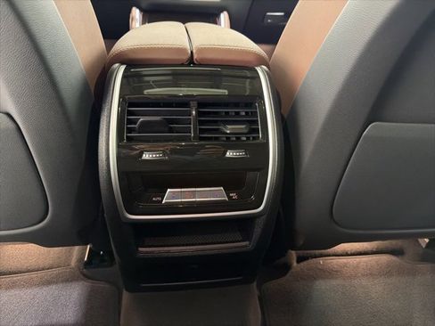 Used 2024 BMW X6 xDrive40i w/ Premium Package image 24