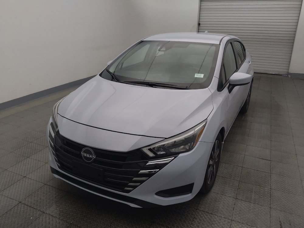 Used 2025 Nissan Versa SV w/ Trunk Package FWD image 15