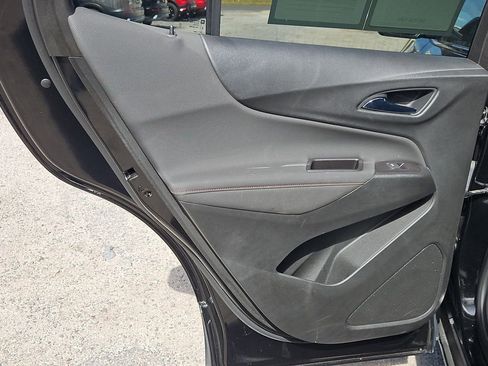 Used 2022 Chevrolet Equinox RS w/ LPO, Floor Liner Package image 15