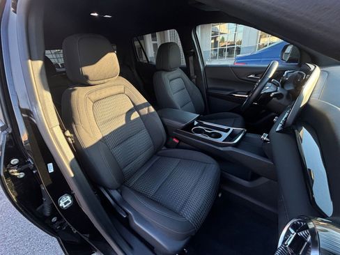 Used 2025 Chevrolet Equinox LT image 35