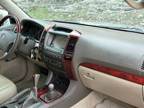 Used 2009 Lexus GX 470 image 18