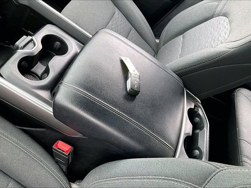 Used 2025 RAM 1500 Big Horn image 9