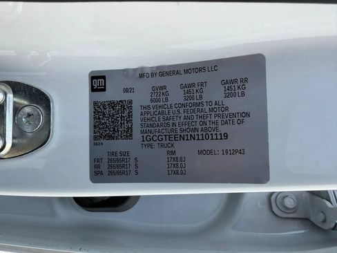 Used 2022 Chevrolet Colorado ZR2 AWD/4WD image 38