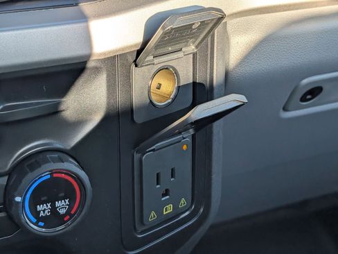 New 2026 Ford F250 XL w/ XL Chrome Package image 17