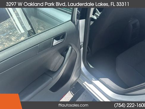 Used 2014 Volkswagen Jetta S FWD image 21