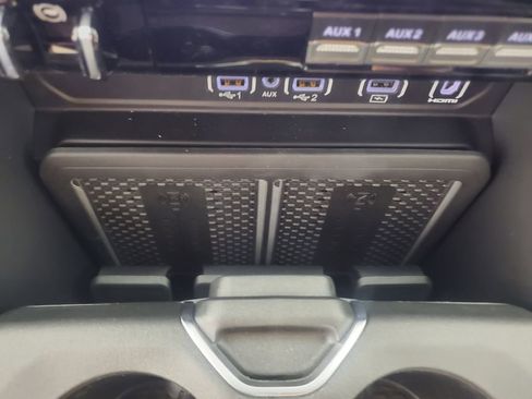 New 2025 RAM 2500 Rebel w/ Rebel Level 2 Equipment Group image 20