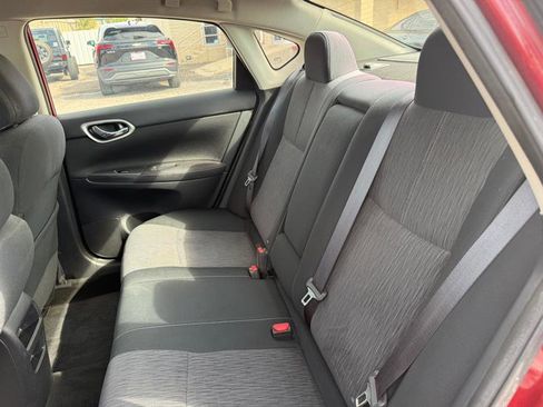 Used 2015 Nissan Sentra SV image 6