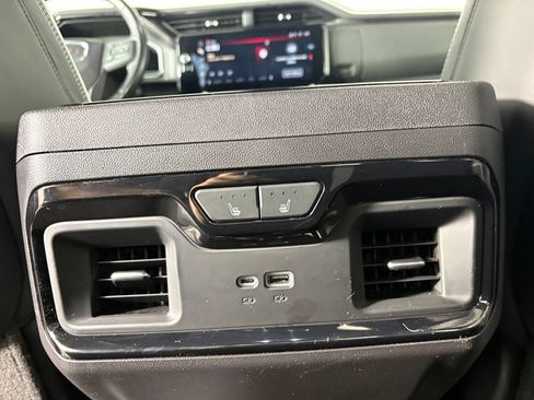 Used 2024 GMC Sierra 1500 AT4X AWD/4WD image 31