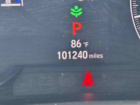 Certified 2021 Honda Accord Hybrid image 23