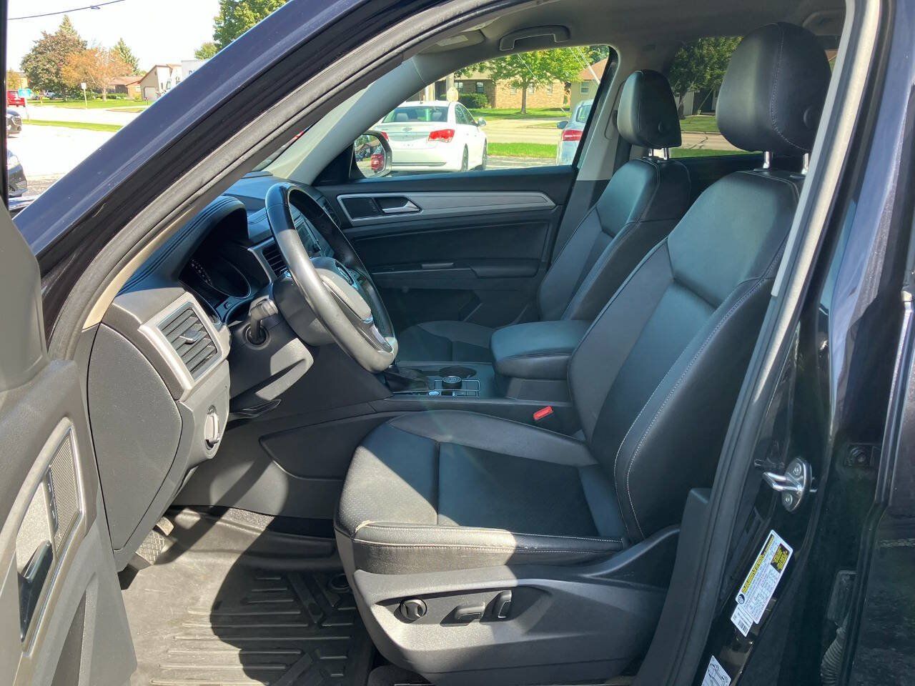 Used 2019 Volkswagen Atlas SE w/ Towing Package AWD/4WD image 10