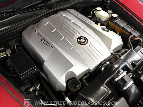 Used 2005 Cadillac XLR image 38