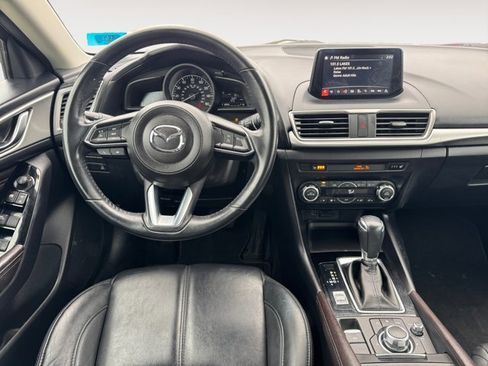 Used 2018 MAZDA MAZDA3 Touring image 10