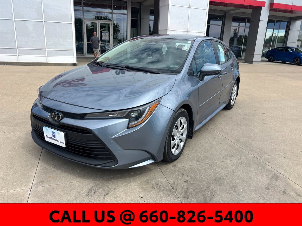 Used 2024 Toyota Corolla LE FWD image 2