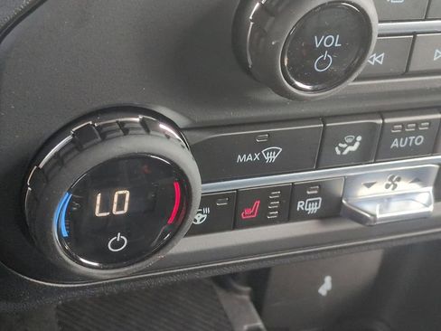 Certified 2025 Ford Bronco Outer Banks AWD/4WD image 21