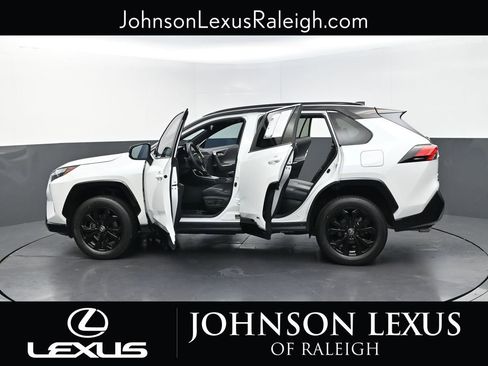 Used 2023 Toyota RAV4 XSE w/ XSE Grade Weather Package AWD/4WD image 27