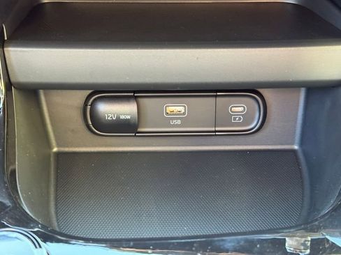 New 2026 Kia Seltos S FWD image 19