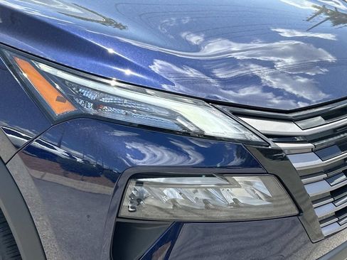 New 2026 Nissan Rogue SV FWD image 10