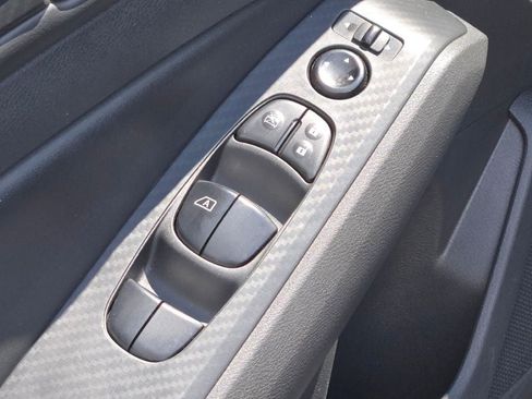 Used 2024 Nissan Altima 2.5 S image 19