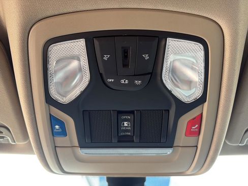 Used 2020 RAM 1500 Big Horn AWD/4WD image 24